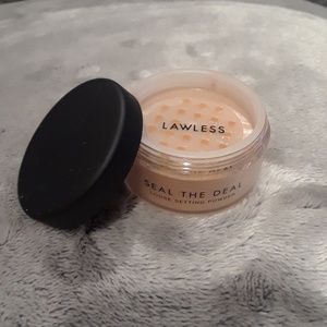 LAWLESS Seal the Deal loose setting powder